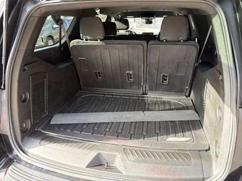 Used 2023 GMC Yukon XL SLE image 22