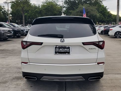 Used 2025 Acura MDX w/ Technology Package FWD image 6