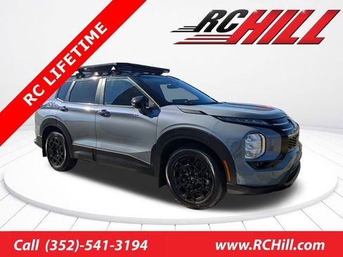 New 2026 Mitsubishi Outlander Trail Edition image 1