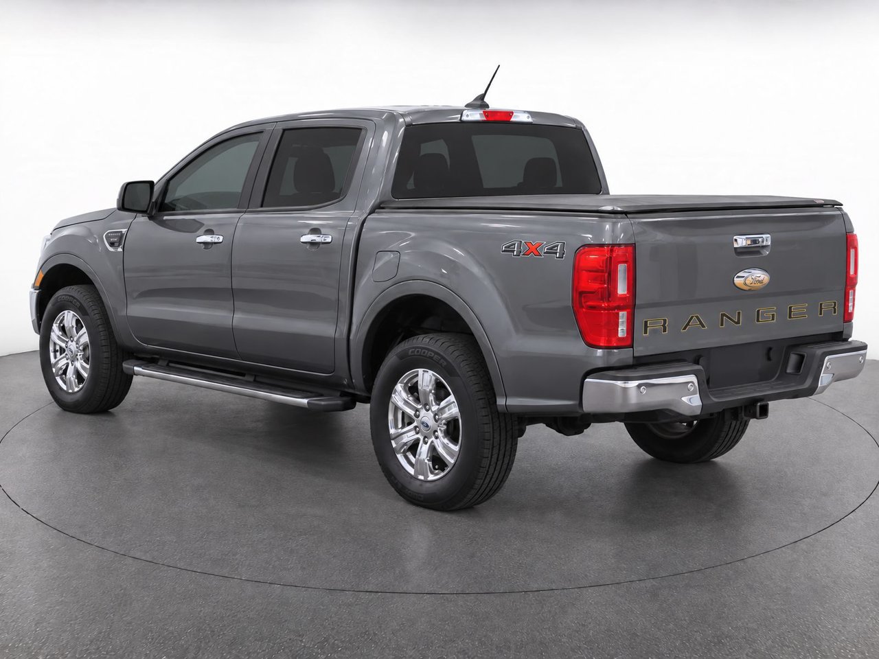 Used 2021 Ford Ranger XLT w/ Equipment Group 301A Mid AWD/4WD image 3