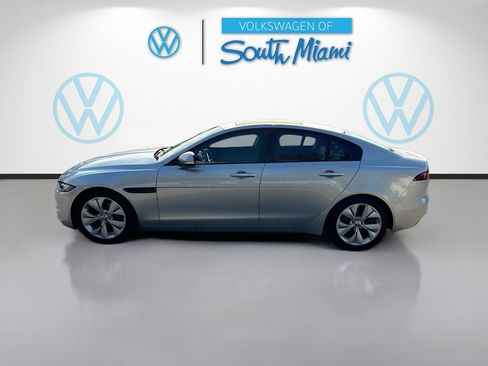 Used 2020 Jaguar XE S image 4