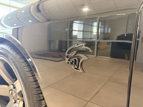 Used 2019 Dodge Challenger SRT Hellcat Redeye image 10