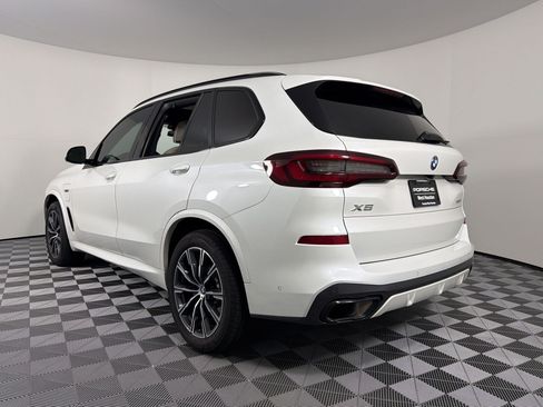 Used 2023 BMW X5 xDrive45e w/ Executive Package AWD/4WD image 3
