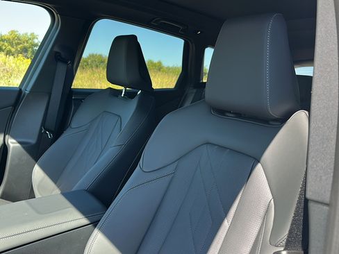 New 2026 BMW X3 xDrive30 w/ Premium Package image 11