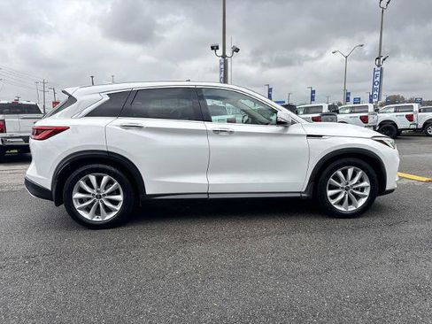 Used 2019 INFINITI QX50 Pure image 4