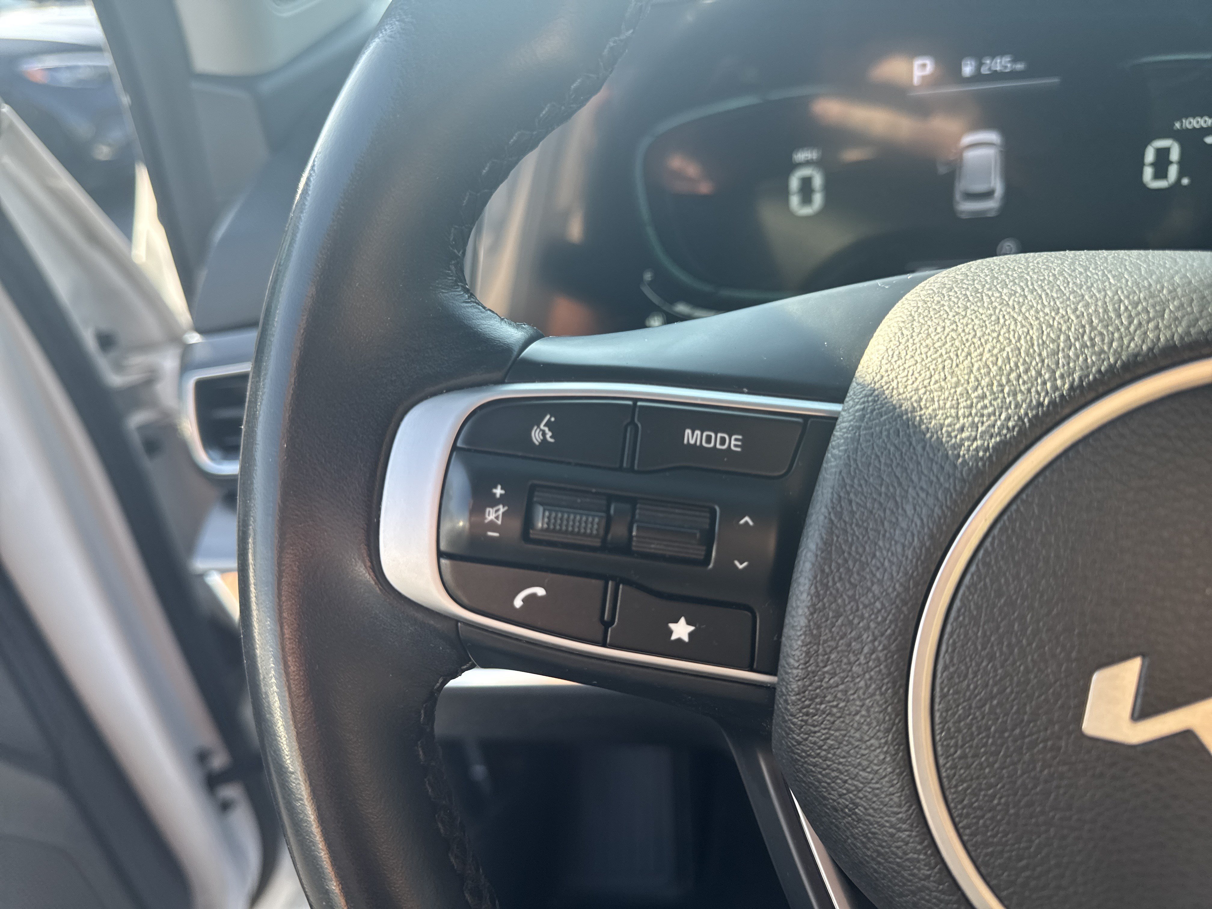 Used 2023 Kia Sportage EX FWD image 19