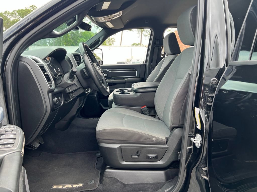 Used 2024 RAM 2500 Big Horn AWD/4WD image 15