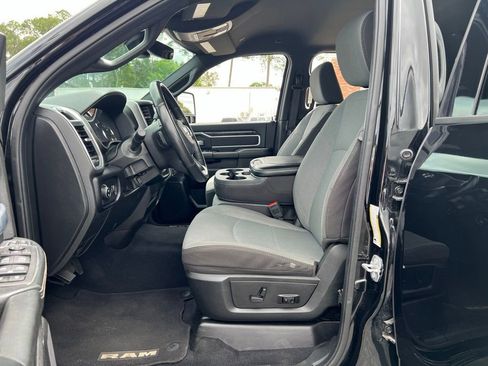 Used 2024 RAM 2500 Big Horn AWD/4WD image 15