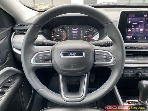 Certified 2022 Jeep Compass Latitude image 16