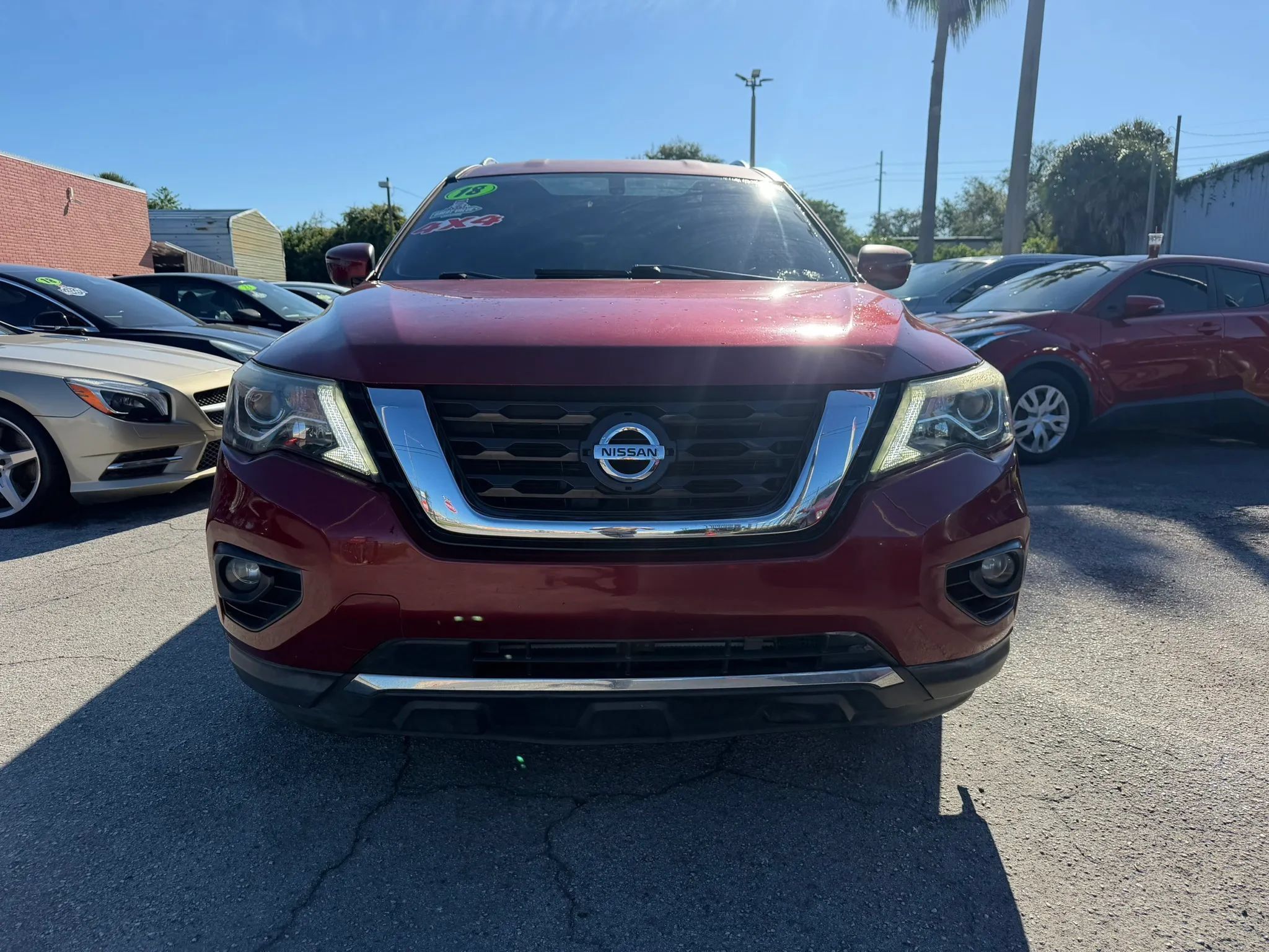 Used 2018 Nissan Pathfinder SV AWD/4WD image 2