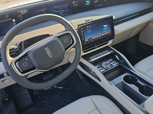 New 2026 Lincoln Nautilus Premier w/ Equipment Group 102A AWD/4WD image 6