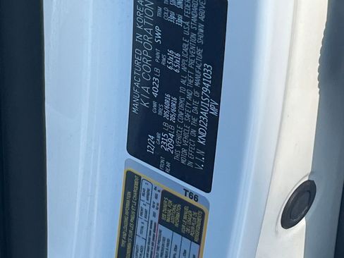 Used 2025 Kia Soul LX w/ LX Technology Package image 28