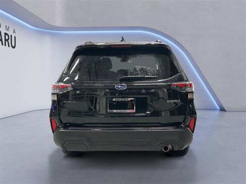 Certified 2025 Subaru Forester Touring image 4