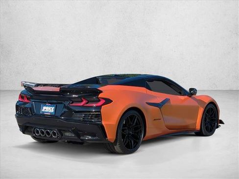 Used 2024 Chevrolet Corvette Z06 RWD image 5