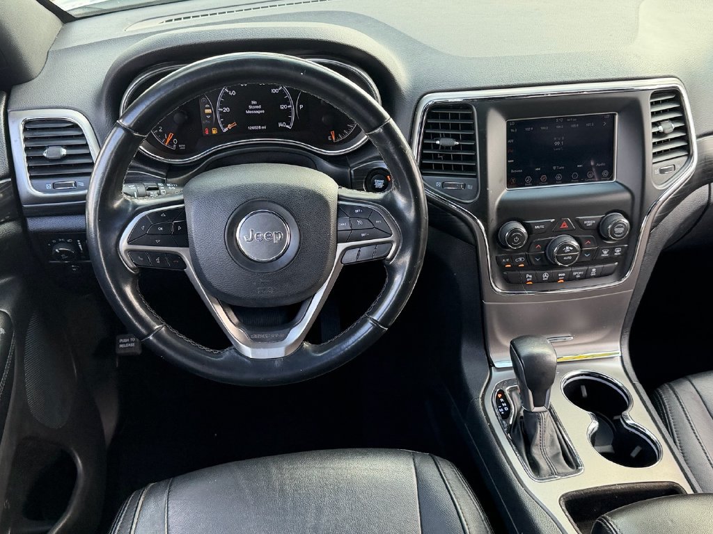 Used 2019 Jeep Grand Cherokee Laredo RWD image 12