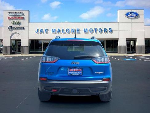 Used 2021 Jeep Cherokee Trailhawk w/ Trailer Tow Group AWD/4WD image 3