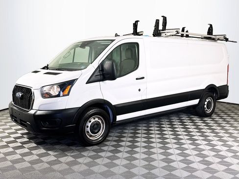 Used 2023 Ford Transit 150 Low Roof w/ Fleet Fuel Economy Package RWD image 4