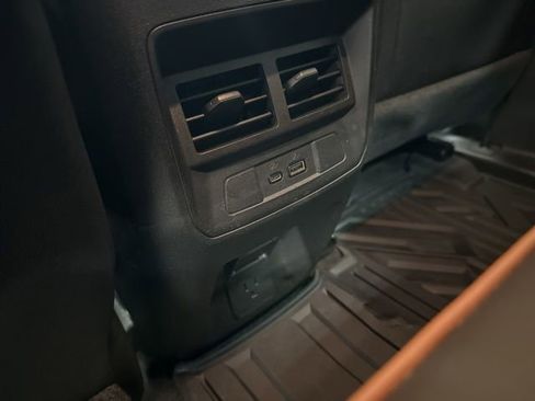 Used 2023 GMC Canyon AT4 w/ AT4 Premium Package image 37