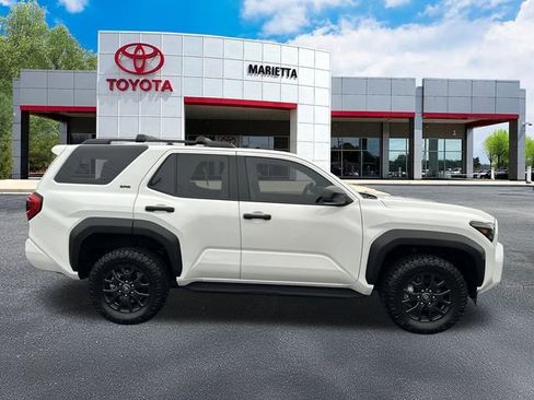 Certified 2025 Toyota 4Runner SR5 image 30