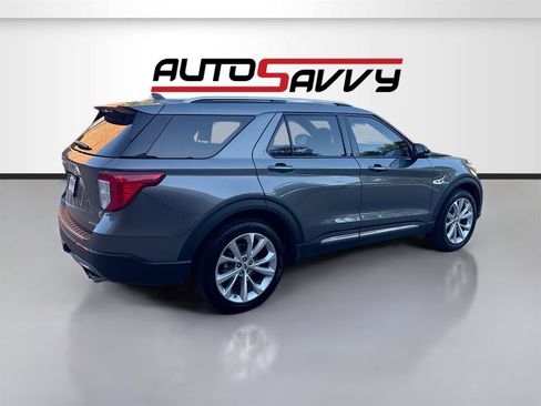 Used 2023 Ford Explorer Platinum w/ Technology Package image 7