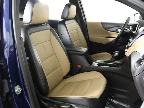 Used 2023 Chevrolet Equinox Premier image 31