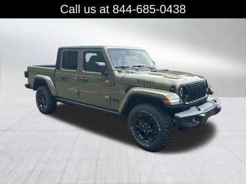 New 2026 Jeep Gladiator Sport AWD/4WD image 3