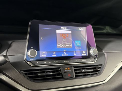 Used 2025 Nissan Altima 2.5 SR FWD image 23