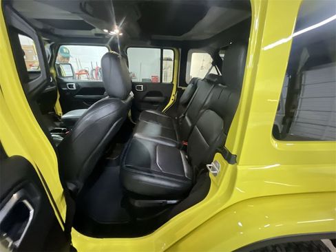 Used 2022 Jeep Wrangler Unlimited Rubicon 4xe w/ Cold Weather Group image 23
