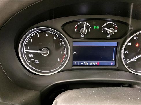 Used 2024 Buick Enclave Essence FWD image 12