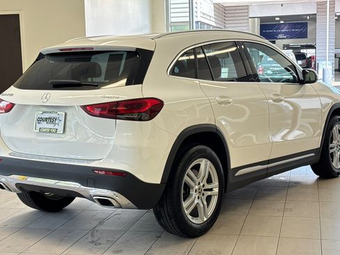 Used 2023 Mercedes-Benz GLA 250 4MATIC image 4