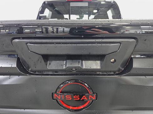 New 2027 Nissan Frontier PRO-4X w/ Tow Package RWD image 13