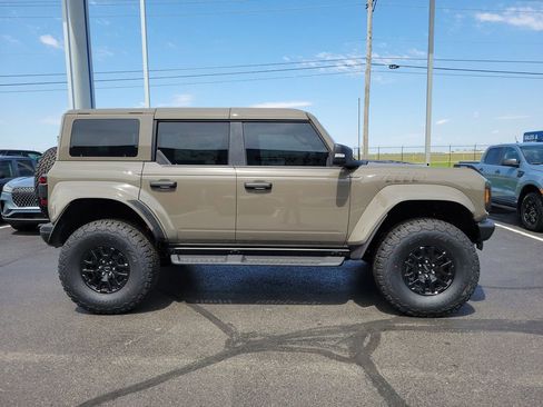 New 2026 Ford Bronco Raptor w/ Interior Carbon Fiber Pack AWD/4WD image 3