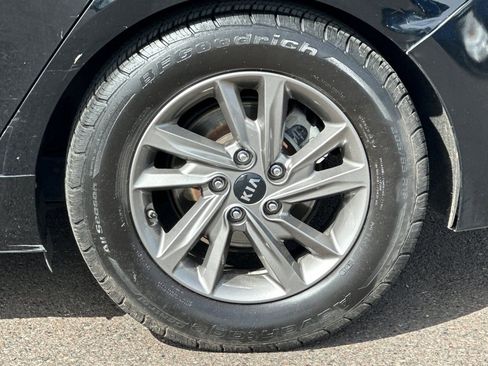 Used 2016 Kia Optima EX w/ Premium Package FWD image 24