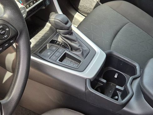 Used 2023 Toyota RAV4 XLE w/ Convenience Package FWD image 10