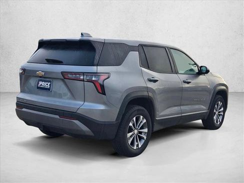 Used 2025 Chevrolet Equinox LT image 5