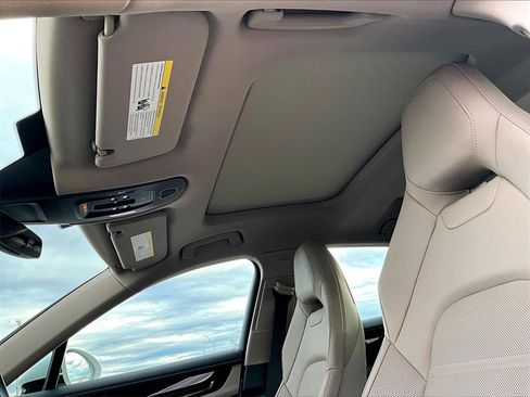 Used 2025 Porsche Panamera 4 image 18