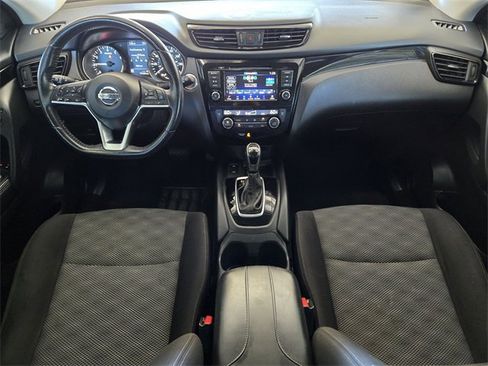 Used 2019 Nissan Rogue Sport SV w/ Technology Package image 27