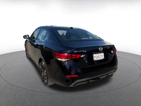 Used 2025 Nissan Sentra SV image 11