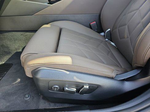 New 2026 BMW 530i w/ Executive Package image 29