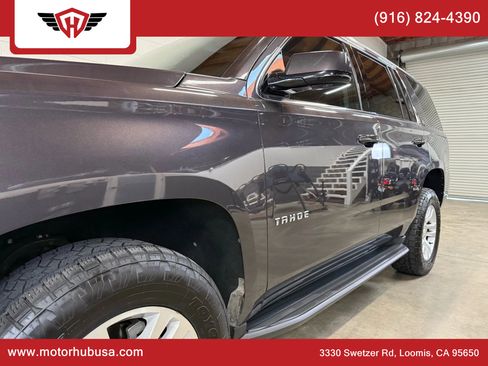 Used 2017 Chevrolet Tahoe LT image 2