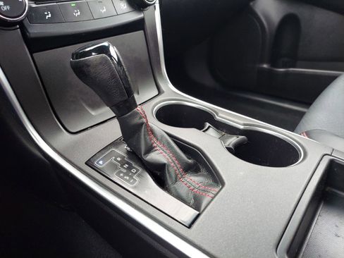 Used 2017 Toyota Camry SE FWD image 14