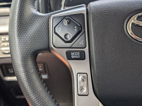 Used 2022 Toyota 4Runner Limited AWD/4WD image 27