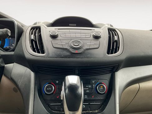 Used 2017 Ford C-MAX SE w/ Cold Weather Package image 13