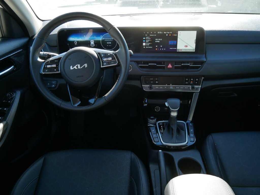 Used 2026 Kia Seltos EX AWD/4WD image 15