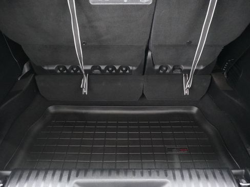 Used 2020 Chrysler Pacifica Touring-L Plus image 28