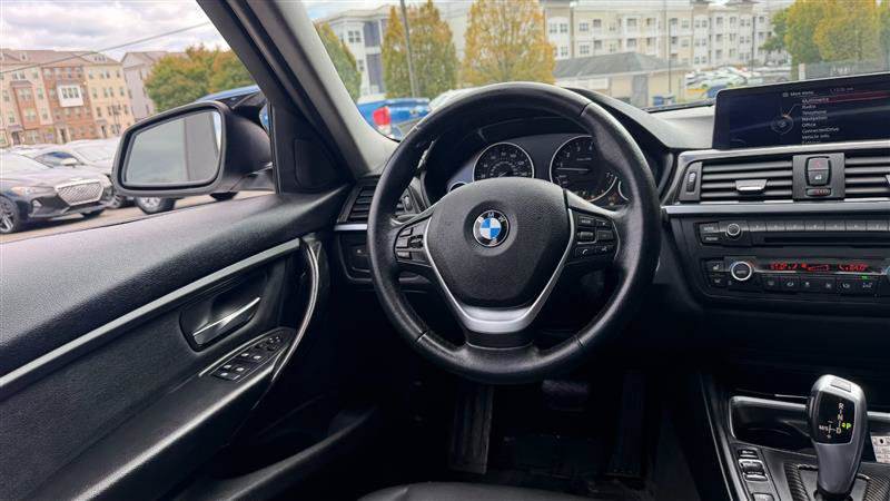 Used 2014 BMW 335i xDrive Sedan AWD/4WD image 22