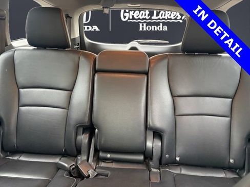 Used 2017 Honda Pilot Touring image 15