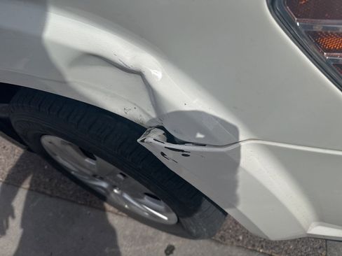 Used 2018 Dodge Journey SE FWD image 5