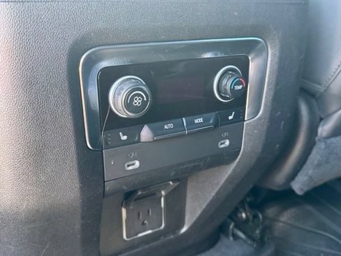 Certified 2021 Chevrolet Suburban Premier AWD/4WD image 20