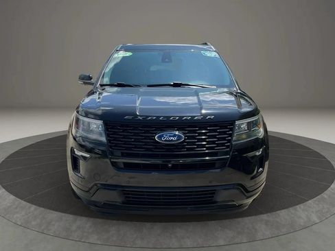 Used 2019 Ford Explorer Sport w/ Equipment Group 401A AWD/4WD image 2